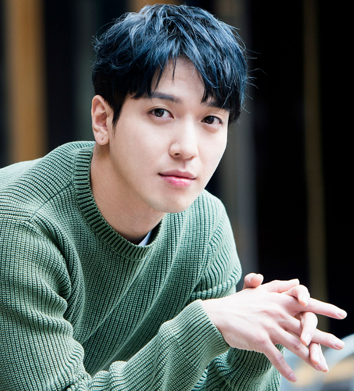 Jung Yong Hwa